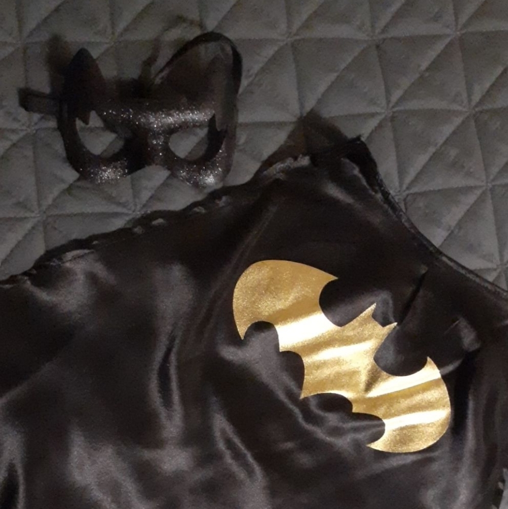 Batman mask and caip